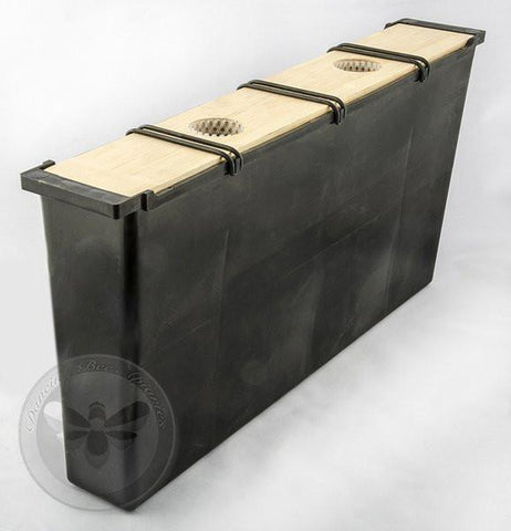 Frame Feeder with Cap and Ladder - Double